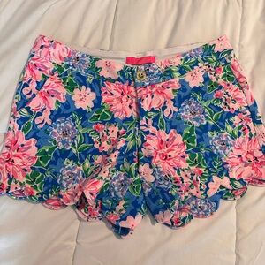 Lilly Pulitzer Blue Floral Scallop Hem Shorts